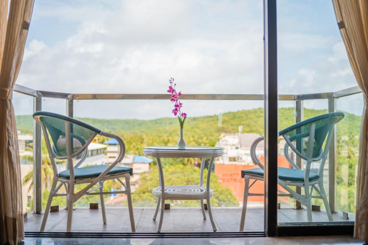 Regenta Central Imperial Candolim Goa Екстер'єр фото